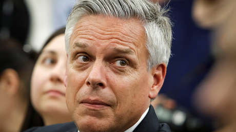 Renuncia Jon Huntsman, el embajador de EE.UU. en Rusia