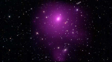 Descubren un descomunal agujero negro con una masa 40.000 millones de veces la del Sol