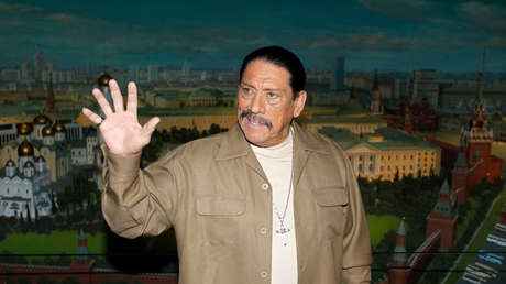 El actor Danny Trejo rescató a un bebé del interior de un automóvil volcado