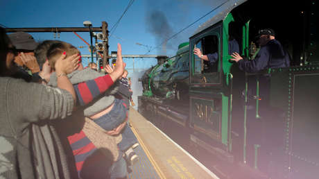 Detienen en Australia a dos mujeres tras hacer alarde de la millonaria suma de dinero que llevaban de contrabando