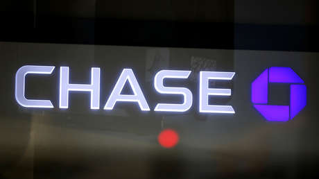 "Es una locura": Un banco perdona toda la deuda de tarjetas de crédito a sus clientes en Canadá