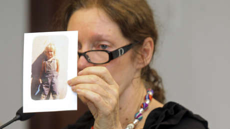 "Asesinato lento y cruel": La madre de Assange apunta a EE.UU. y el Reino Unido por el maltrato contra su hijo