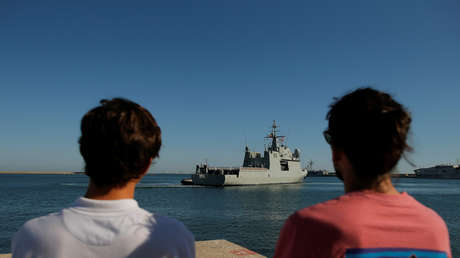 La Fiscalía italiana ordena la incautación del barco de rescate Open Arms y el desembarco inmediato de los migrantes