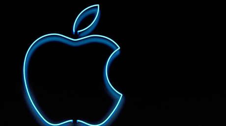 Apple advierte que su tarjeta de crédito debe evitar el contacto con cuero y jeans (y Twitter explota)