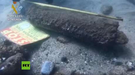VIDEO: Detonan bajo el mar la bomba de la Guerra Civil española hallada en una playa de Barcelona