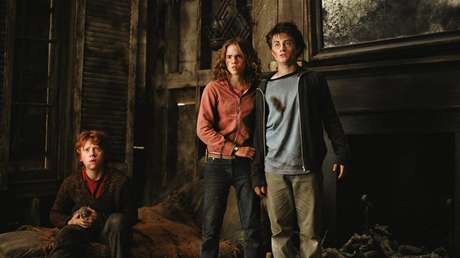 Fanes encuentran el símbolo de la Unión Soviética en una de las películas de Harry Potter y acusan a Hagrid de vínculos con el comunismo