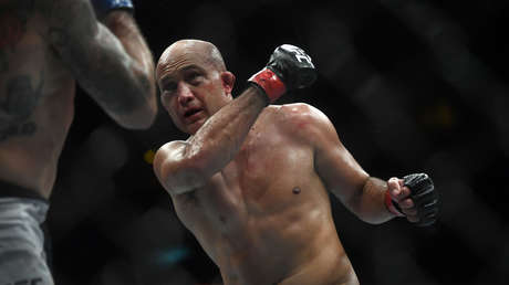 VIDEOS: Noquean a un excampeón y miembro del Salón de la Fama de la UFC en una pelea callejera