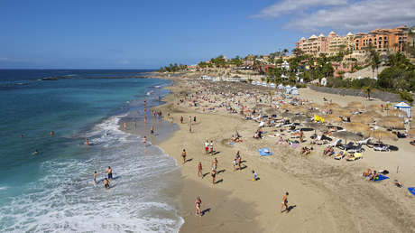 Detienen a una turista británica ebria en Tenerife por abandonar a su bebé en la vía pública