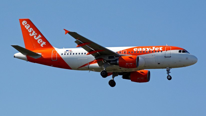 Un pasajero de EasyJet se hace cargo de un vuelo a España porque el piloto no se presentó a trabajar