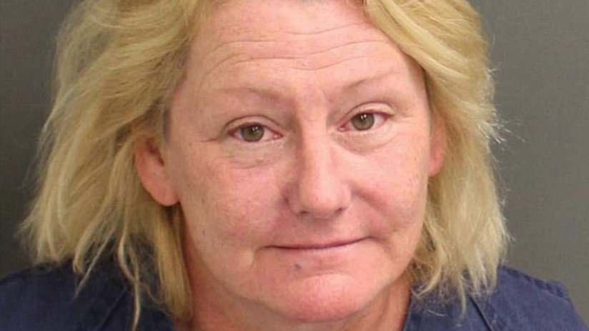 Disney World podría vetar de por vida la entrada de una mujer que montó una pelea por cigarrillos