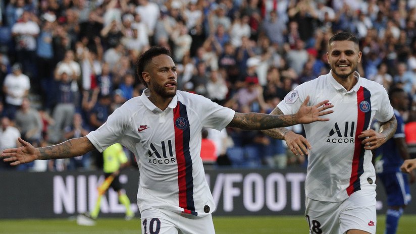 VIDEO: Neymar acalla los abucheos e insultos de los hinchas del PSG con un golazo de chilena en el minuto 92
