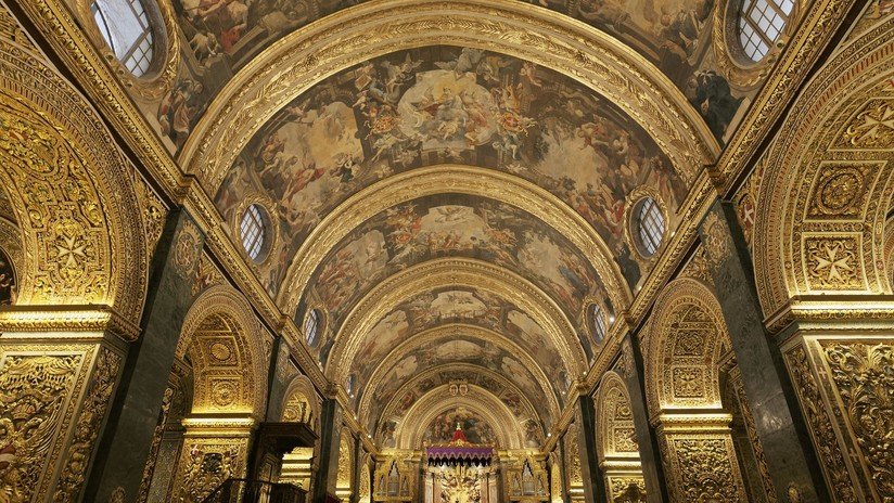 Arrestan a un sacerdote por robar de su parroquia obras de arte por más de 100.000 dólares