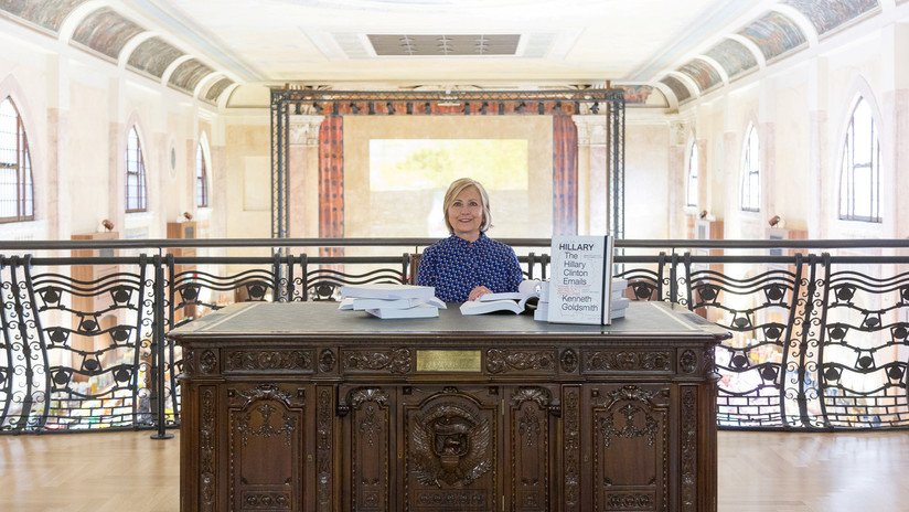 The Washington Post: Trump revive una investigación sobre los polémicos correos de Hillary Clinton