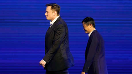 "Créanme, lo sabría": Elon Musk habla sobre los extraterrestres y dice tener algo "mejor" que Área 51