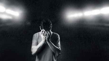 Un joven reo pierde el habla y no reconoce a su madre tras pasar 600 días aislado en una cárcel de EE.UU.