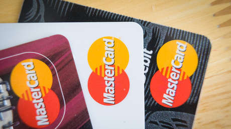 "Medidas injerencistas y arbitrarias": Mastercard suspende servicios a bancos militar y agrícola en Venezuela