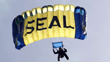 Relevan a tres líderes de los Navy SEAL tras escándalos de agresión sexual y consumo de alcohol en su equipo