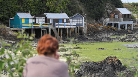 Un 'fango asesino' que puede provocar la muerte "en cuestión de segundos" toma varias playas de Francia