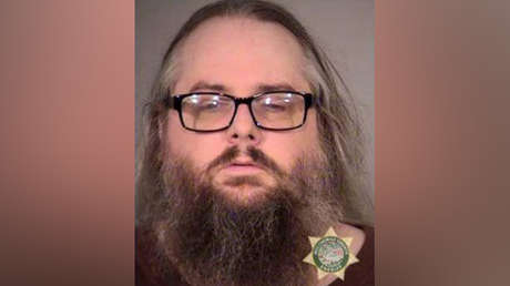 Condenan en EE.UU. a un hombre a 270 años de prisión por abuso sexual y tortura de tres niñas a las que cuidaba