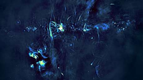 Observan 'burbujas' gigantes alrededor del agujero negro del centro de nuestra galaxia