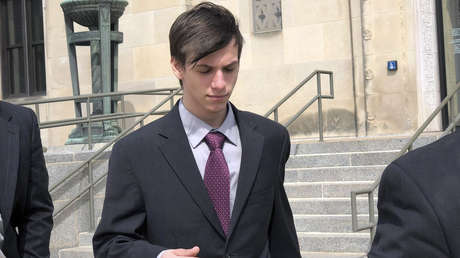 Jugador de 'Call of Duty' que ideó una llamada falsa a la Policía que llevó a la muerte de un joven es condenado a 15 meses de prisión