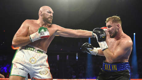 El boxeador de peso pesado Tyson Fury vence a Otto Wallin en una pelea sangrienta y retiene el título del CMB
