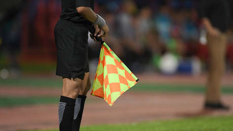 Estalla polémica en el fútbol ecuatoriano al anularse el cobro de un penal con base en un VAR improvisado