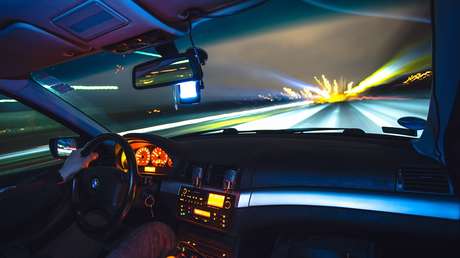 Un 'influencer' y astro pakistaní de TikTok muere 'en vivo' en un accidente de tránsito