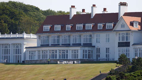 La Fuerza Aérea de EE.UU gasta más de 184.000 dólares en un resort de golf propiedad de Trump