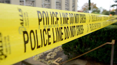 EE.UU.: La Policía investiga la muerte y hospitalización de varias personas que llevaban "pulseras naranjas"