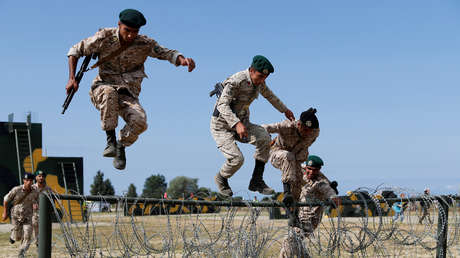 Arabia Saudita: Si el ataque contra las refinerías provino de Irán, "sería considerado como un acto de guerra"