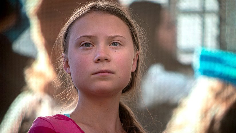 "Puede ir a prostituirse, ya tiene edad": Despiden al entrenador de un club de fútbol italiano por sus insultos a Greta Thunberg