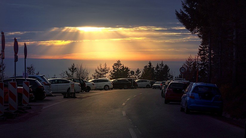 Muere una niña de dos años tras pasar más de cinco horas encerrada en un coche con la calefacción encendida
