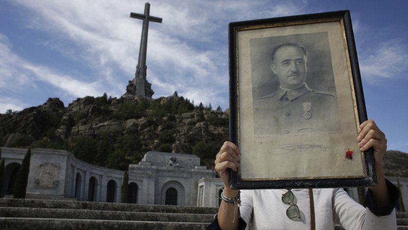 Determinan la fecha límite para la exhumación de Franco y se comunicará a la familia 48 horas antes