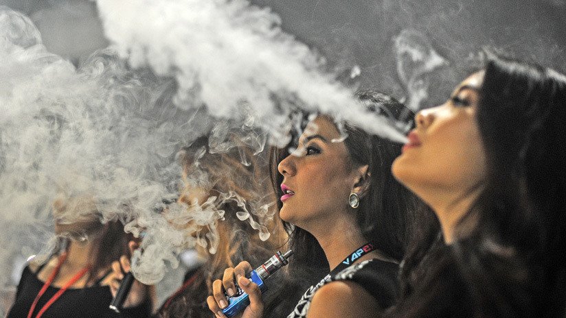 'Lengua de vapeador': advierten sobre nuevas enfermedades provocadas por el cigarrillo electrónico