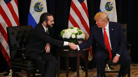 EE.UU. reduce alerta de viaje de sus ciudadanos a El Salvador (y Bukele no entiende por qué hay gente molesta)