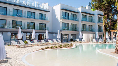 Desconectar del estrés, masajes o comida sana: así es el primer hotel exclusivo para mujeres que triunfa en España