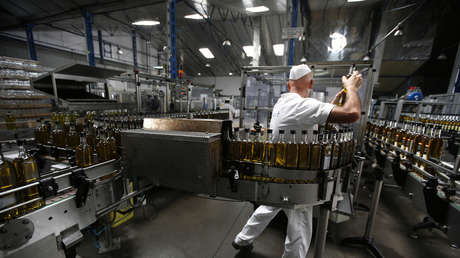 España convoca al embajador de EE.UU. para expresar "rechazo frontal" a la subida de aranceles de Trump