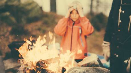 Un niño prende fuego a su amigo por un desafío en las redes sociales