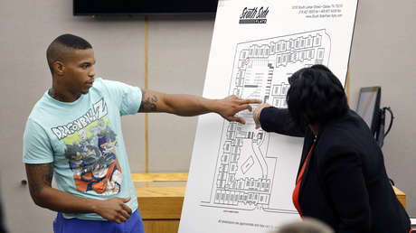 Matan a tiros al testigo principal del juicio sobre la expolicía de EE.UU. que mató a su vecino tras equivocarse de apartamento