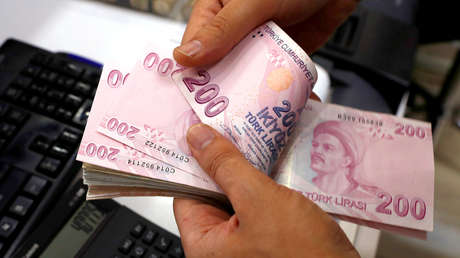 Rusia y Turquía acuerdan realizar sus pagos mutuos en monedas nacionales