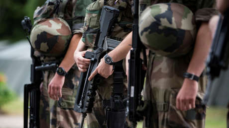 Francia suspende todas las exportaciones de armamento a Turquía por su ofensiva en Siria