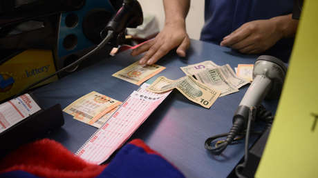 El estafador que cobró millones en la lotería con un boleto falso se enfrenta a la justicia una década más tarde