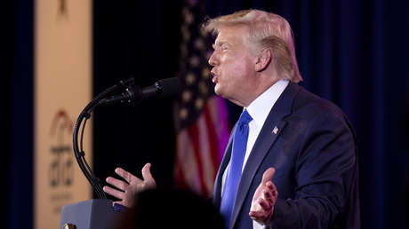 Trump: "Nuestra economía récord colapsaría si alguno de esos payasos se convirtiera en presidente"