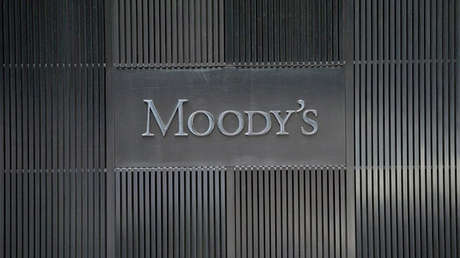 Moody's advierte de un riesgo "terriblemente alto" de recesión global en un futuro cercano