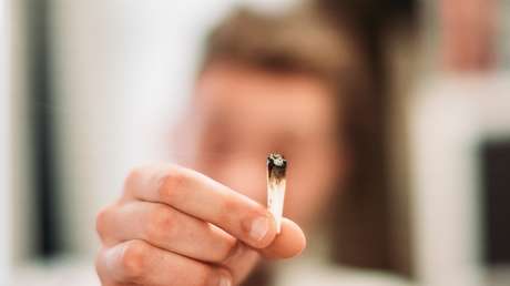 Una pareja intoxica a su hija de un año con una droga 50 veces más fuerte que la heroína