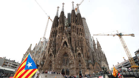 VIDEO: Protestas frente a la Sagrada Familia durante la huelga general en Cataluña