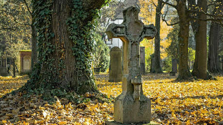 Singapur: Ocho familias visitaron tumbas equivocadas durante 39 años debido a un error del cementerio