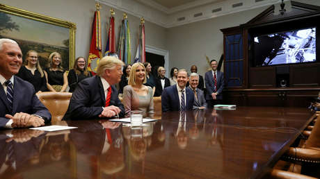 Trump llama a las astronautas a la EEI tras la primera caminata espacial exclusivamente femenina