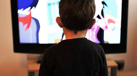 Colombia: Vecinos casi linchan a un joven sorprendido por su pareja cuando abusaba de su hijastro de 8 años